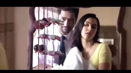 Lust Stories, scene di sesso bollenti con Kiara Advani