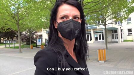 CzechStreets - E129 - Milf che cammina in pubblico con il vibratore [Porno,Pron,CZ,ceco,pompino,ceco,on-camera,anale,Milf,mamma,2021]