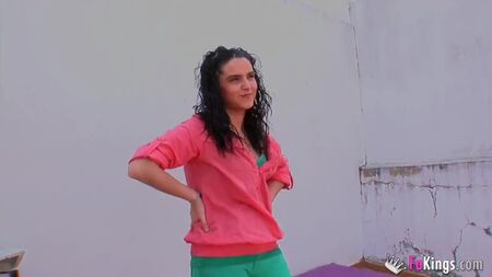 Jordi enp impara a leccare un CLIT gigante! Redtube Gratis