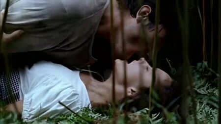 Emma Suarez, Ana Torrent - Vacas (1992) (scena erotica a letto dal film "Celebrity fucking naked sex scene")