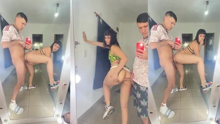 Quindi noi e io ci si difeniamo e coccolamo