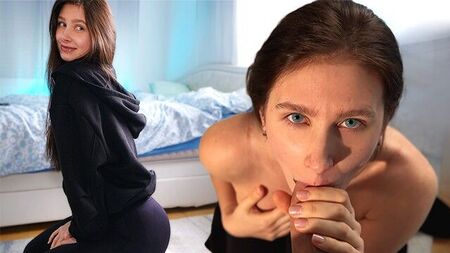 L'ha chiamata dopo l'allenamento e l'ha trattata con il suo cazzo