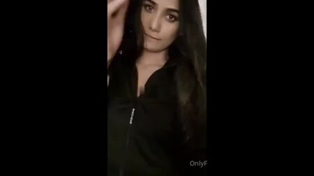 Poonam Pandey Balcone da OnlyFans