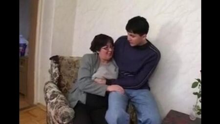 Incesto Madre porno con figlio