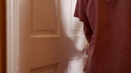 L'infermiera lecca una figa a un paziente