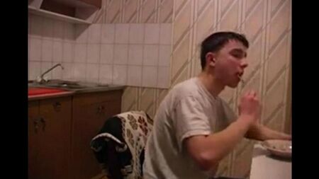 Incesto Madre e figlio Cancro scopare in cucina