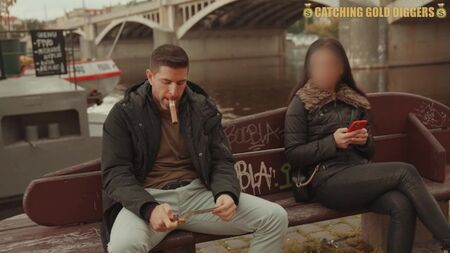 La vera pornostar scopa con un tizio casuale