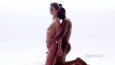 Un esempio di massaggio e sesso con un uomo di colore senza penetrazione