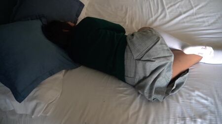 Fanculo la mia ragazza paffuta e poi scolarla nella sua figa