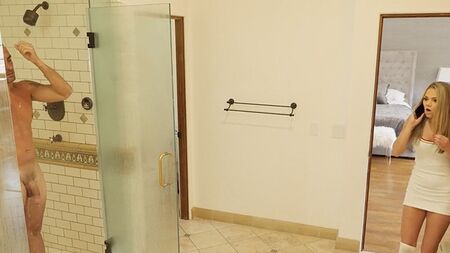 Una ninfo anche un patrigno eccita