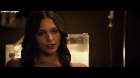 Genesis Rodriguez - Hours (2013) 1080p: nuda sul web? Che sexy! Guarda online