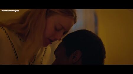 Dakota Fanning nuda (coperta) - Farfalle nello stomaco (2019) HD 1080p Guarda online / Dakota Fanning - Farfalle nello stomaco