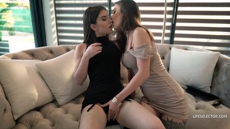 Liya Silver e Stefany Kyler (Dipendenti da escort fuori controllo)