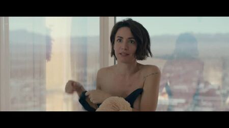 Andrea Delogu Nude - Divorzio a Las Vegas (2020) HD 1080p Guarda online / Andrea Delogu - Divorzio a Las Vegas