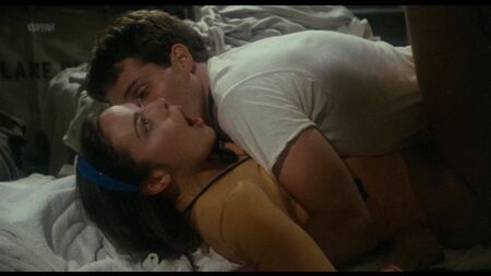 Kim Cattrall nuda - Porky's (USA 1981) 1080p