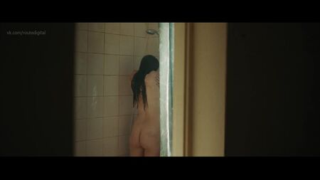 Morfydd Clark, ecc. Nude - Saint Maud (2019) HD 1080p Guarda online / Morfydd Clark - La salvatrice