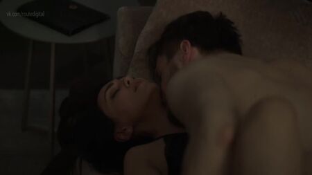 Nazanin Boniadi - Counterpart s02e05 (2018) HD 1080p Nuda? Sexy! Guarda online