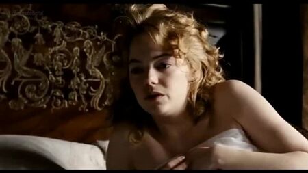 Emma Stone nuda - La favorita (2019) Guarda online / Emma Stone - La favorita