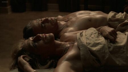 Edie Falco nuda - I Soprano - s05e06 (2004) 1080p