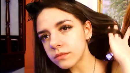 La prima esperienza anale nella vita di una ragazza russa (porno russo, anale, amatoriale, sesso, porno, fatto in casa, giovani, webcam, ragazza, si masturba)