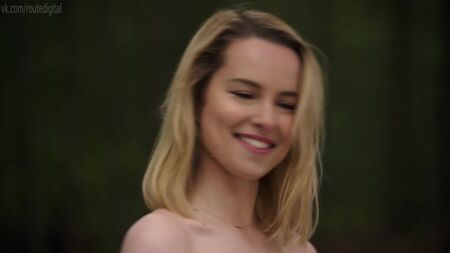 Bridgit Mendler - Padre dell'anno (2018) HD 1080p Nuda? Sexy! Guarda online / Бриджит Мендлер - Отец года