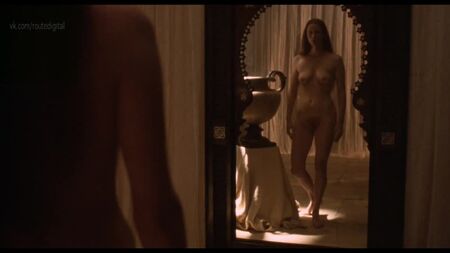 Tilda Swinton nuda - Orlando (1992) HD 1080p Guarda online