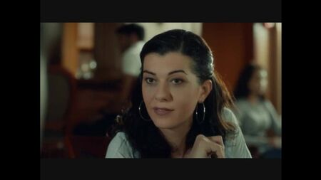 Filiz Ahmet nella 17ª puntata di "La canzone della vita"