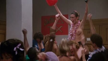 Shelley Long, Monique Gabrielle nude - Night Shift (1982) HD 1080p Guarda online
