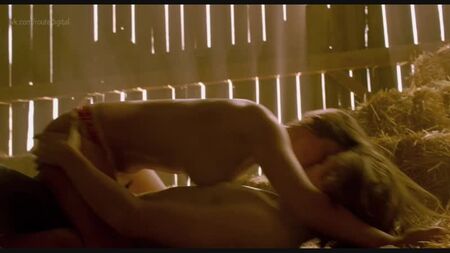 Merritt Patterson Nuda - Wolves (2014) HD 1080p Guarda online / Merritt Patterson - Wolves
