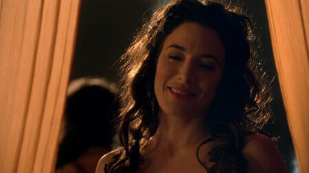 Le scene di nudo di Jaime Murray in Spartacus in HD 720p