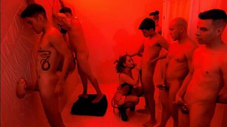 Messa nera nel mondo porno