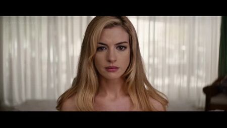 Anne Hathaway sexy e nuda (BD) – Serenity (2019) HD 1080p Guarda online / Anne Hathaway – Ancora tentazioni