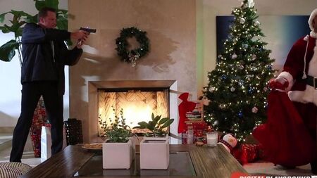 Scopato con Babbo Natale