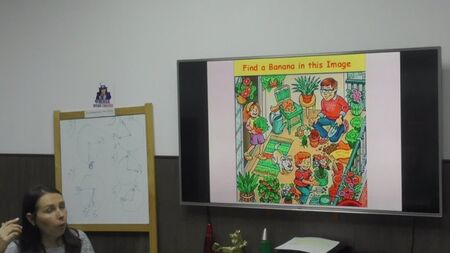 Video dell'anno scolastico 2021-2022 - Dew (signorina Ann/signorina Julia)