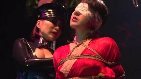 Bondage con corde giapponesi a Montreal