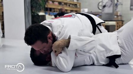 Renzo Gracie BJJ - Strangolamento Ezekiel