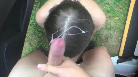 my_little_betsy UNA GIOVANISSIMA PUTTANELLA AUTOSTOPPISTA TRADISCE IL SUO RAGAZZO PER UN VIAGGIO GRATIS