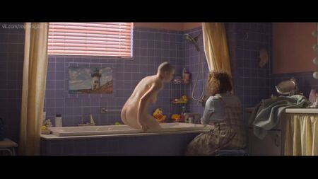 Joey King nuda e sexy - The Act (2019) Stagione 1 in HD 1080p - Guarda online