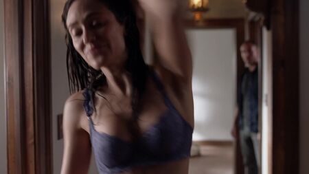 Emmy Rossum nuda, Emma Rose Kenney, Sammi Hanratty, v - Shameless s08e08 (2017) 1080p