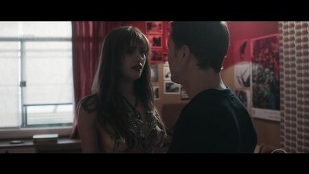 Sophie Charlotte Nude - I giorni erano così - s01e01 (BR 2017) 720p - HDTV