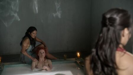Lucy Lawless, Katrina Law nude - Spartacus (2010) stg 1 ep. 9