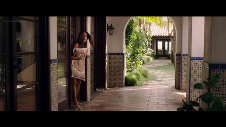 Salma Hayek Nude - Come fare l'amore all'inglese (2014) Guarda online / Salma Hayek - Come fare l'amore all'inglese