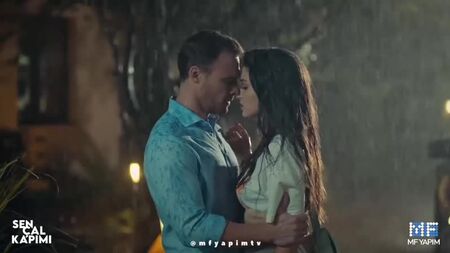 Başak Gümülcinelioğlu - Suona alla mia porta