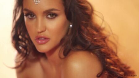 JACLYN SWEDBERG IN SWEET RETREAT, erotico
