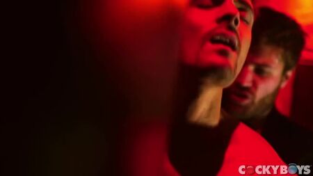 IL RAGAZZO SCANDALOSO - PARTE 3 - CARTER DANE, DORYANN MARGUET - Porno gay