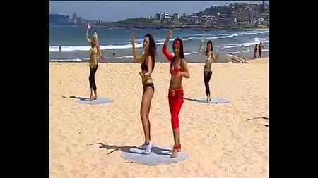 Aerobica in stile Oz: danza del ventre e fitness per principianti