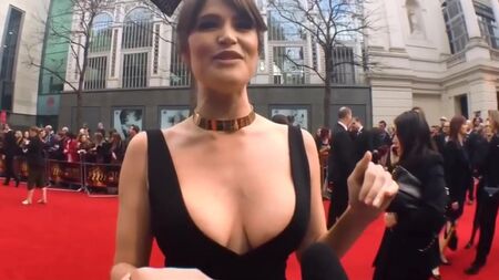 Gemma Arterton: la sfida della sega