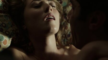 Annie Parisse, Katie Finneran, Ella Rae Peck nude - The Looming Tower stagione 1 episodio 8 (2018) HD 1080p