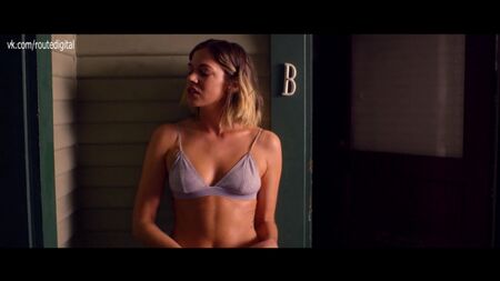 Analeigh Tipton - Broken Star (2018) HD 1080p Nuda sul web? Sexy! Trasparente Guarda online / Analeigh Tipton - Broken Star