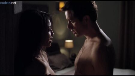 Chasty Ballesteros nuda in "Girls Guide to Depravity", stagione 2, episodio 11 [720p]